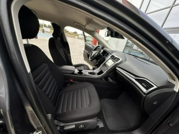 Ford Mondeo V Kombi 2.0 TDCi 150KM 2017 Ford Mondeo SW Navi, Grzane fotele Climatronic Alu, zdjęcie 11