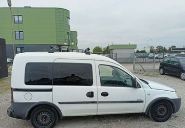 Opel Combo C Van 1.7 DTI ECOTEC 75KM 2004 Opel Combo Opel Combo 1.7 Diesel 75KM, zdjęcie 4