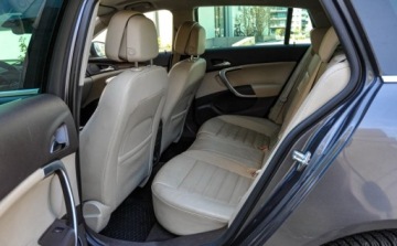 Opel Insignia I Sports Tourer 2.0 Turbo ECOTEC 250KM 2012 Opel Insignia 2,0T (250KM) 4x4 Salon PL Skory Bezwypadkowy 2.0 Benzyna, zdjęcie 7