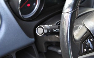 Opel Meriva II Mikrovan 1.4 Twinport ECOTEC 100KM 2010 Opel Meriva 1.4 i Tapicerka czesciowo pokryta skora Tempomat 1 rok gwar, zdjęcie 22