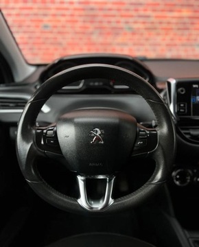 Peugeot 208 I Hatchback 3d 1.2 VTI 82KM 2014 Peugeot 208 Salon PL Czujniki Kamera niski przebieg Gwarancja w cenie Waw, zdjęcie 28