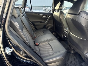 Toyota RAV4 V SUV 2.5 Hybrid Dynamic Force 222KM 2021 Toyota RAV4 2.5 Hybrid Black Edition by JBL 4x4 V, zdjęcie 8