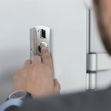 КНОПКА ВОРОТ ВЫХОД НАВЕРХНИЙ ИНТЕРКОМ-ТЕЛЕФОН