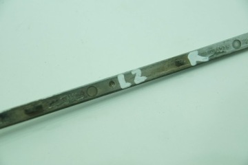 ХРОМИРОВАННАЯ ПОЛОСА РЕШЕТКИ РАДИАТОРА ЛЕВАЯ ВТОРАЯ СВЕРХУ MERCEDES CL W215