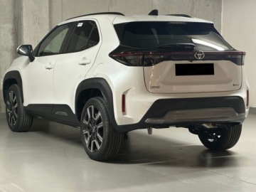 Toyota 2026 Od ręki - Executive 1.5 Hybrid 130KM | Podgrzewane fotele!, zdjęcie 3