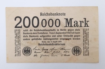 Старая коллекционная банкнота Германии 200 000 марок 1923 года.