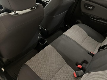 Toyota Yaris III Hatchback 5d Facelifting Hybrid 100KM 2015 Toyota Yaris Hybrid 100 Premium III (2011-2019) To, zdjęcie 10