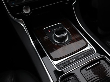 Jaguar XF II Sportbrake 2.0 i4D 240KM 2019 Jaguar XF 25d AWD, Salon Polska, 1. Właściciel, zdjęcie 12