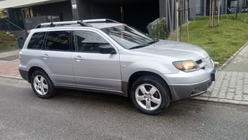 Mitsubishi Outlander I 2.4 i 16V 4WD 160KM 2004 MITSUBISHI OUTLANDER 2,4 MIVEC-4x4, zdjęcie 2