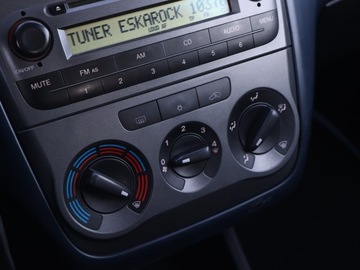 Fiat Punto Grande Punto Hatchback 5d 1.9 Multijet 130KM 2006 Fiat Grande Punto 1.9 MutliJet, Klima,ALU, zdjęcie 14