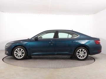 Skoda Superb III Liftback 2.0 TSI 220KM 2018 Skoda Superb 2.0 TSI, Salon Polska, Serwis ASO, zdjęcie 2