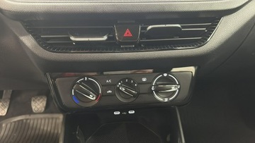 Skoda Fabia IV 1.0 MPI 80KM 2023 Škoda Fabia Skoda Fabia Skoda Fabia 1.0 Ambition, zdjęcie 20