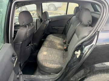 Opel Astra H Hatchback 5d 1.7 CDTI ECOTEC 110KM 2007 Opel Astra 1.7CDTI 110km 07r, zdjęcie 5