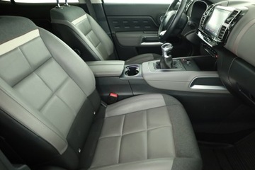 Citroen C5 Aircross SUV 1.2 PureTech 130KM 2019 Citroen C5 Aircross PureTech 130, Salon Polska, zdjęcie 6