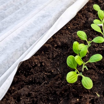 AGR НЕТКАНЫЙ ЗИМНИЙ КОВРИК 70г ПРОЧНОЕ УФ-ПОКРЫТИЕ 1,6x50м ПОКРЫВАЕТ САМУЮ ТОЛЩИНУ