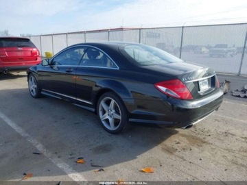 Mercedes CL W216 2010 Mercedes-Benz CL 550 4Matic 2010 5.5 Benzyna 382KM, zdjęcie 3
