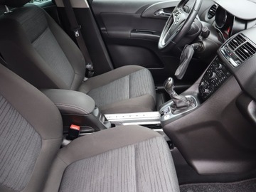 Opel Meriva II Mikrovan Facelifting 1.4 Turbo ECOTEC 140KM 2015 Opel Meriva 1.4 Turbo, Klima, Klimatronic, zdjęcie 8