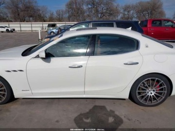 Maserati Ghibli III 2021 Maserati Ghibli S Granlusso 2021 3.0 Benzyna 424KM, zdjęcie 2