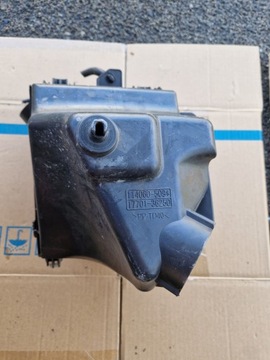 POUZDRO FILTRU VZDUCHU TOYOTA RAV 4 2.5 HYBRIDNÍ