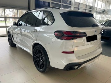 BMW X5 G05 SUV Facelifting 3.0 30d 298KM 2025 xDrive30d Sport Suv 3.0 (298KM) 2025, zdjęcie 2