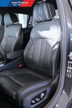 BMW Seria 5 G30-G31 Limuzyna Facelifting 3.0 540i 333KM 2023 BMW Seria 5 540i xDriveFV23Adaptacyjny Reflektor LEDM Kierownica Skorzana, zdjęcie 11