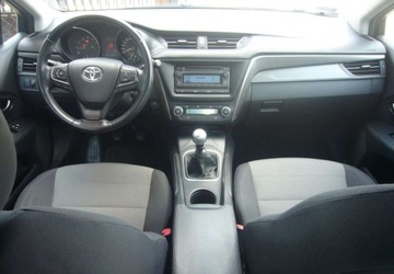 Toyota Avensis III Sedan Facelifting 2015 1.8 Valvematic 147KM 2017 Toyota Avensis Toyota Avensis 1.8 Active 1.8 Benzyna 147KM, zdjęcie 12
