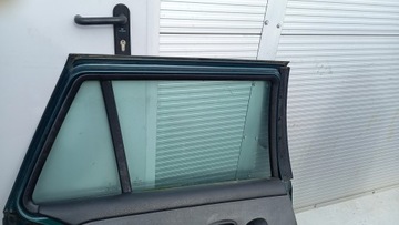 DVEŘE ZADNÍ LEVÉ PEUGEOT 406 96R