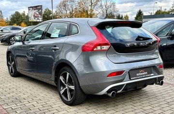 Volvo V40 II Cross Country Facelifting 2.0 T4 190KM 2018 Volvo V40 T4 R-DESIGN 190KM alcantara FULL LED bezwypadkowy 1 wlasciciel F, zdjęcie 14