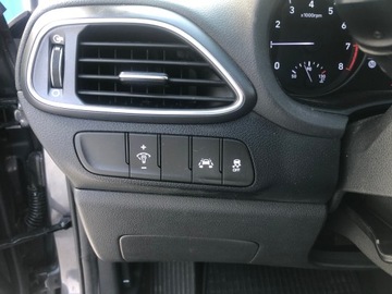 Hyundai i30 III Wagon 1.4 T-GDi 140KM 2018 HYUNDAI i30 1.4 T-GDI AUTOMAT LEDY ALU KAMERA NAVI GRZANE FOTELE KIEROWNICA, zdjęcie 13