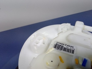 TOYOTA C-HR I 1.2 T 116KM POMPA PALIWOWA 77020-F4020 8NR-FTS