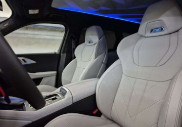 BMW XM SUV Plug-In 3.0 50e 476KM 2026 BMW XM 3.0 Hybryda Plug-in 476KM, zdjęcie 11