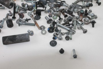 KAWASAKI NINJA 125 19- КОМПЛЕКТ БОЛТОВ