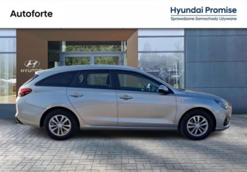 Hyundai i30 III Wagon Facelifting 1.0 T-GDI 120KM 2022 Hyundai i30 1.0 T-GDI 120KM Modern Salon PL gwarancja Benzyna 120KM, zdjęcie 5