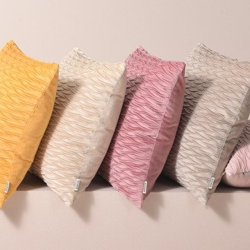 Декоративная наволочка Jasiek 45х45 бархат Savoy Kolory