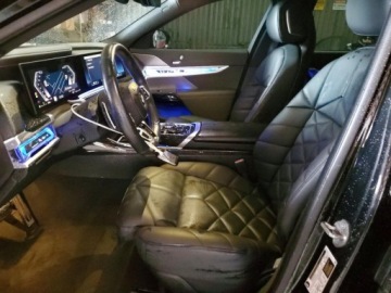 BMW Seria 7 G70 2024 BMW Seria 7 740I 2024 3.0 Benzyna 375KM, zdjęcie 7