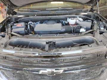 Chevrolet Tahoe GMT900 2023 Chevrolet Tahoe 2023, 5.3L, C1500 RST, od ubezpieczalni 5.3 Benzyna 355KM, zdjęcie 11