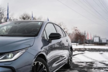 Toyota Corolla XII Sedan 1.8 Hybrid 122KM 2022 Toyota Corolla 1.8 Hybrid, Salon Polska, zdjęcie 8