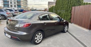 Mazda 3 II Sedan 1.6 MZR 105KM 2011 Mazda 3 2011 rok kamera cofania KLIMATRONIK Zadbany 1.6 Benzyna, zdjęcie 2