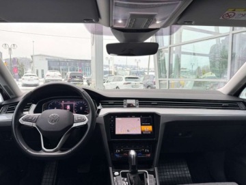 Volkswagen Passat B8 Variant Facelifting 2.0 TDI SCR 200KM 2023 Volkswagen Passat Variant Bussines 2.0TDI 150KM ASO,Dsg,VirtualCocpit,Kame, zdjęcie 15