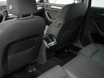 Skoda Superb III Kombi Facelifting 2.0 TDI SCR 150KM 2023 Škoda Superb Skoda Superb GD9G466#2.0 TDI Style, zdjęcie 25