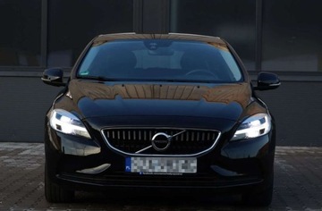 Volvo V40 II 2019 Volvo V40 Volvo V40 T2 Linje Svart 2.0 Benzyna 122KM, zdjęcie 30