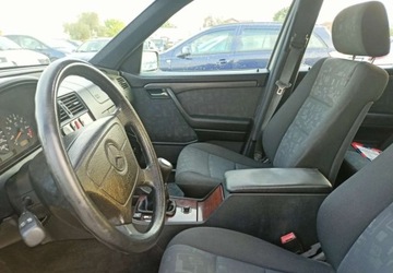 Mercedes Klasa C W202 Kombi T202 2.0 136KM 1997 Mercedes-Benz Klasa C Mercedes-Benz Klasa C 2.0 BenzynaLPG 136KM, zdjęcie 7