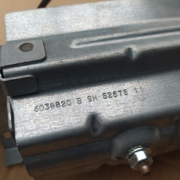 NISSAN NAVARA PATHFINDER ULOŽENÍ SPOLUJEZDCE 6038820