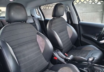 Peugeot 2008 I SUV Facelifting 1.6 BlueHDi 99KM 2018 Peugeot 2008 Peugeot 2008 1.6 BlueHDi Style 1.6 Diesel 100KM, zdjęcie 15