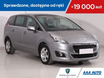 Peugeot 5008 I Minivan Facelifting 1.6 HDi 115KM 2014 Peugeot 5008 1.6 HDi, Salon Polska, Serwis ASO