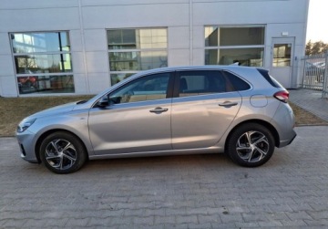 Hyundai i30 III Hatchback Facelifting 1.5 T-GDI 48V 160KM 2024 Hyundai i30 1.5 T-GDI 48V 160KM Smart Salon PL Serwis ASO FV23 1.5 Benzyna, zdjęcie 2