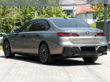 BMW Seria 7 G70 Sedan 3.0 40d 299KM 2025 BMW Seria 7 740d xDrive Sport Sedan 3.0 (299KM) 2025, zdjęcie 1