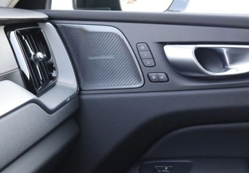 Volvo XC60 II Crossover Plug-In Facelifting 2.0 T8 455KM 2024 Volvo XC 60 T8 PlugIn Hybrid 310145KM AWD Ultimate DARK Gwarancja FV23, zdjęcie 24