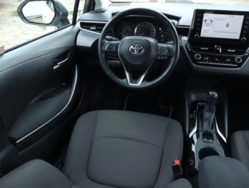 Toyota Corolla XII Sedan 1.8 Hybrid 122KM 2022 Toyota Corolla 1.8 Hybrid, Salon Polska, zdjęcie 6