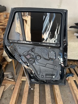 BMW E70 DVEŘE LEVÉ ZADNÍ LEVÝ ČERNÉ